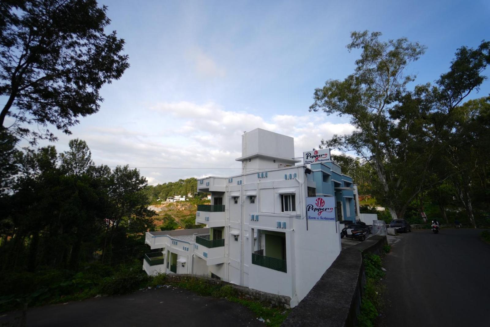 Hotel Peppers Yercaud Exterior foto