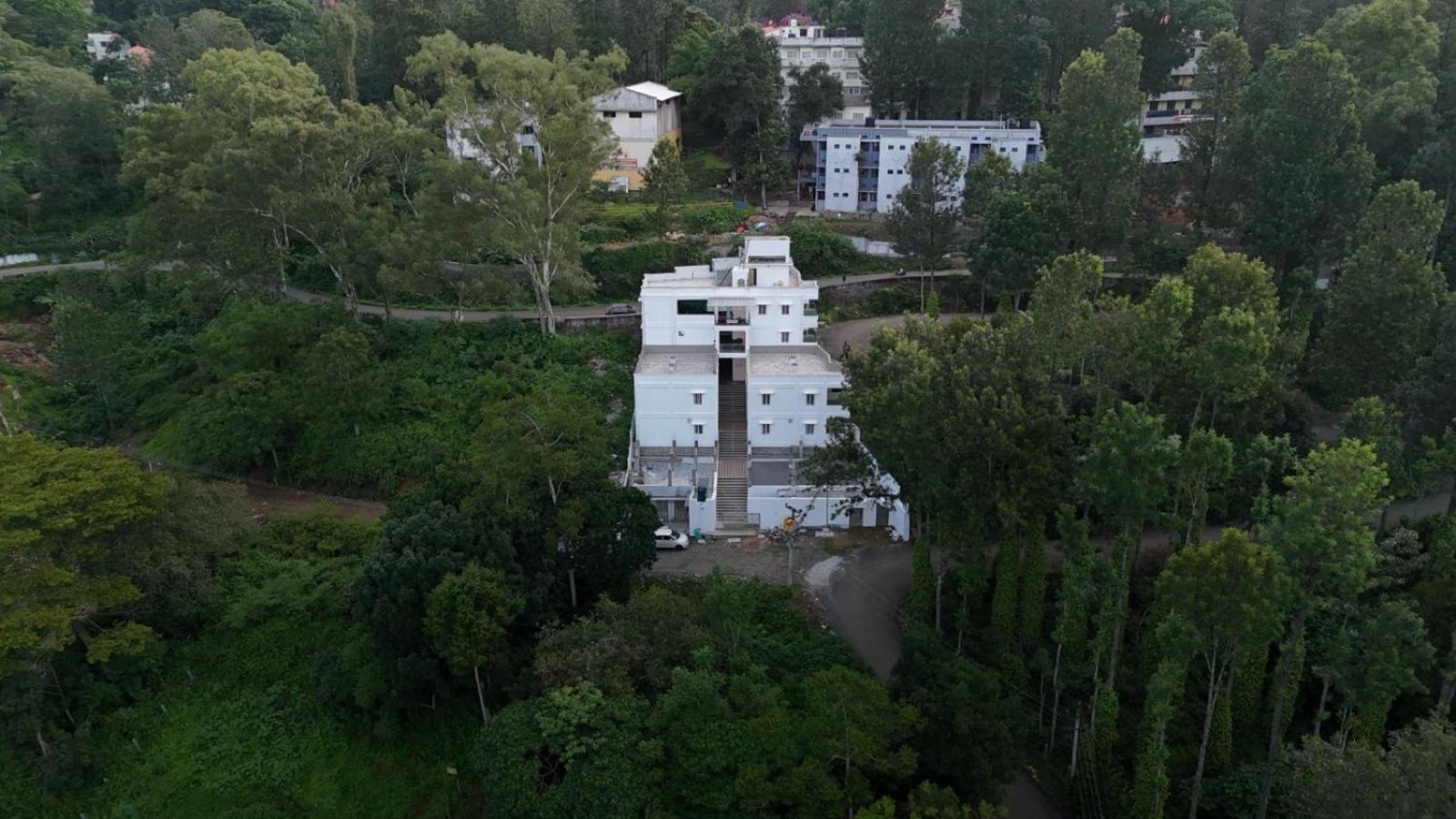Hotel Peppers Yercaud Exterior foto