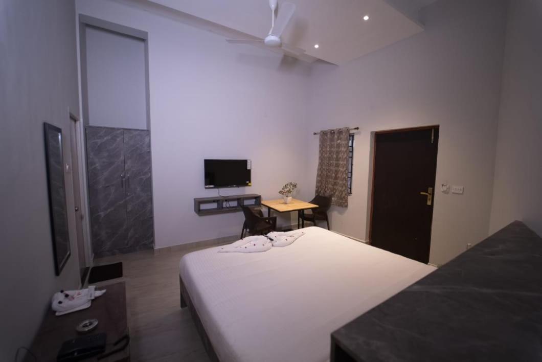 Hotel Peppers Yercaud Exterior foto